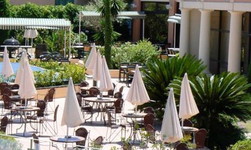 Hotel Les Jardins De סן-מקסים מראה חיצוני תמונה